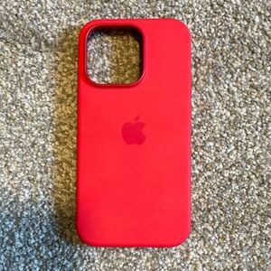 14 Pro Apple Crimson Silicone Phone Case